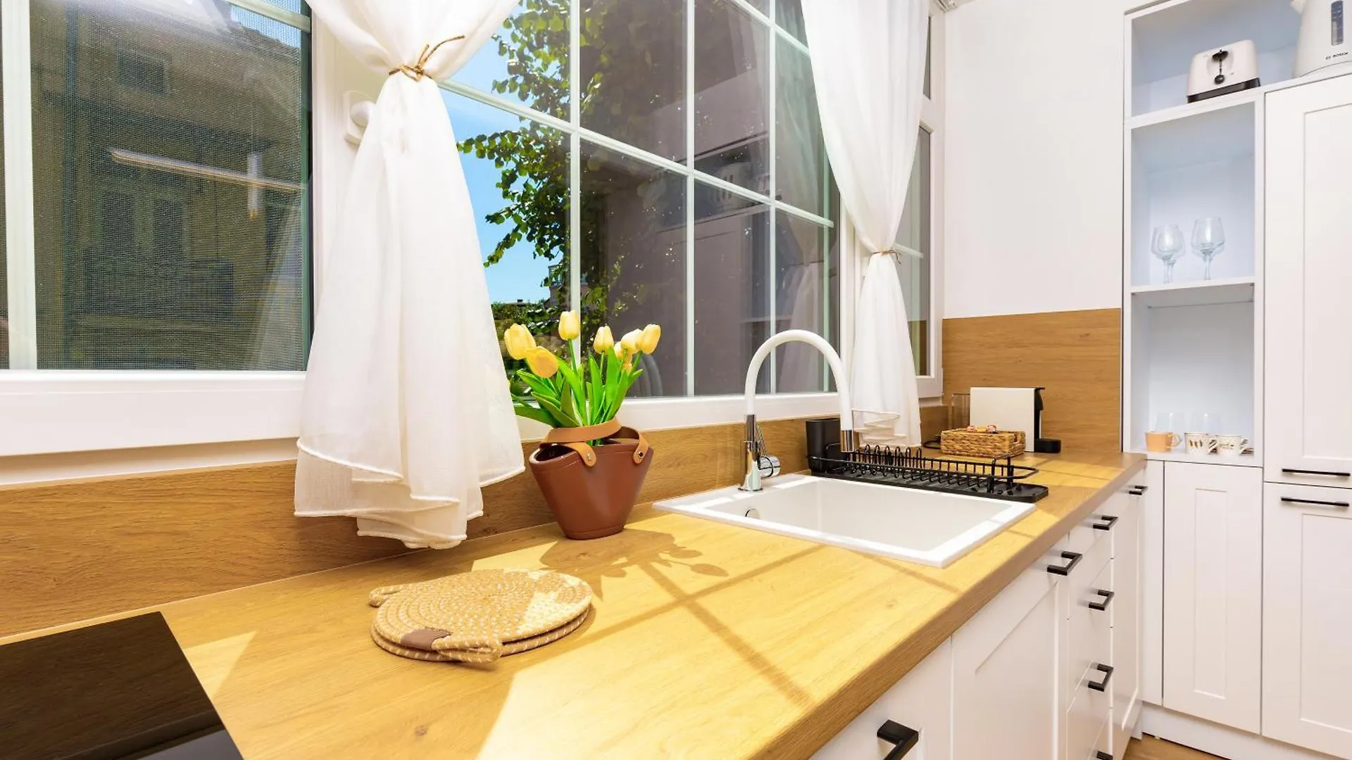 Happy People Plovdiv 1-Bd Apartment - White By Flat Mаnager